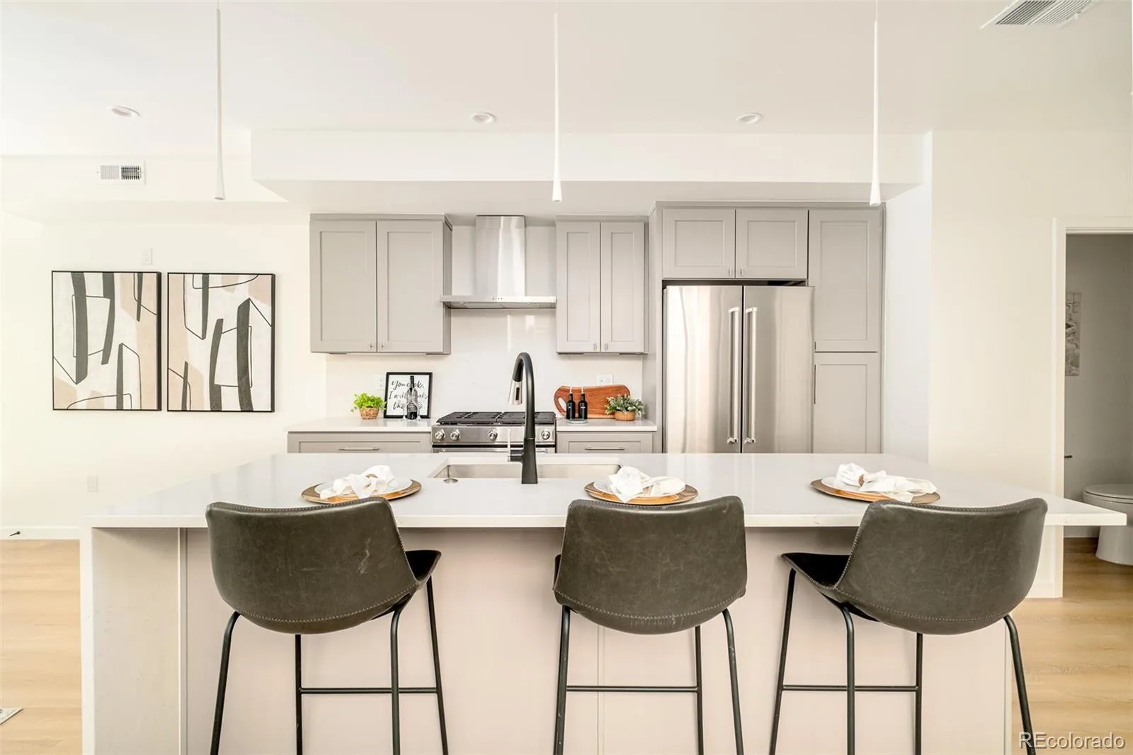 267 S Jackson Street Denver CO 80209 | MLS #REC5653305 08242026204621 1600 1