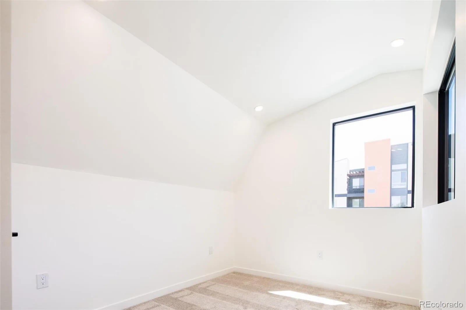 267 S Jackson Street Denver CO 80209 | MLS #REC5653305 08242026204621 1600 17