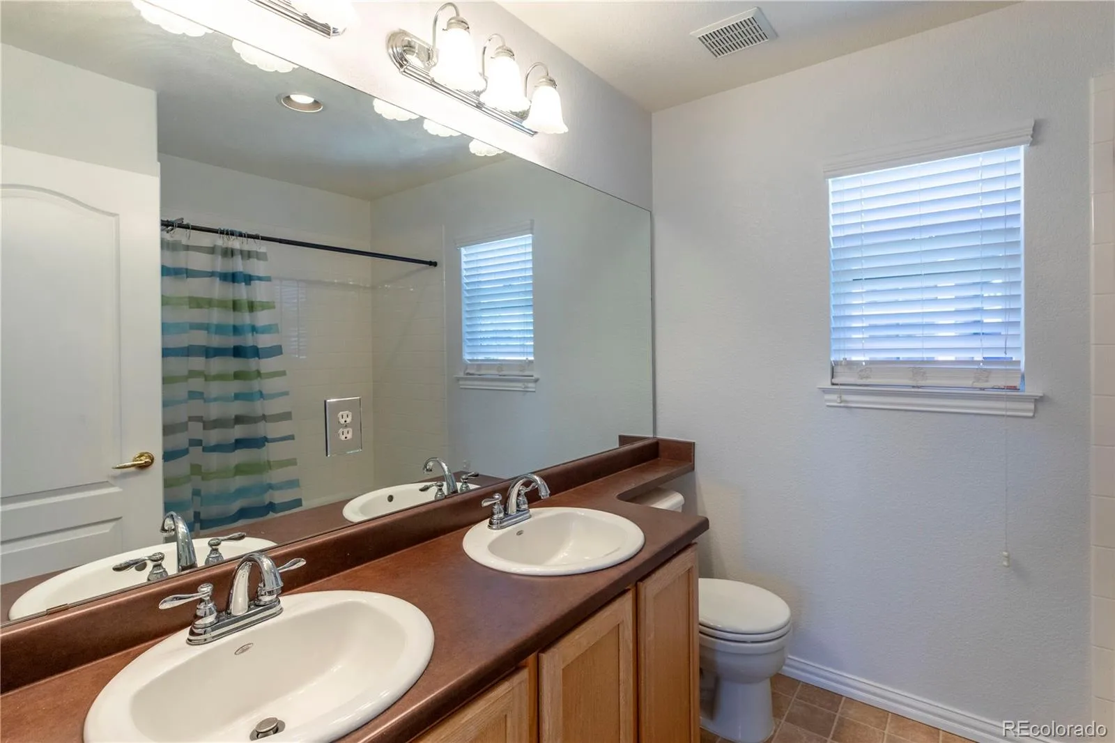 10832 Trotwood Way Highlands Ranch CO 80126 | MLS #REC5657414 08242026230403 1600 26