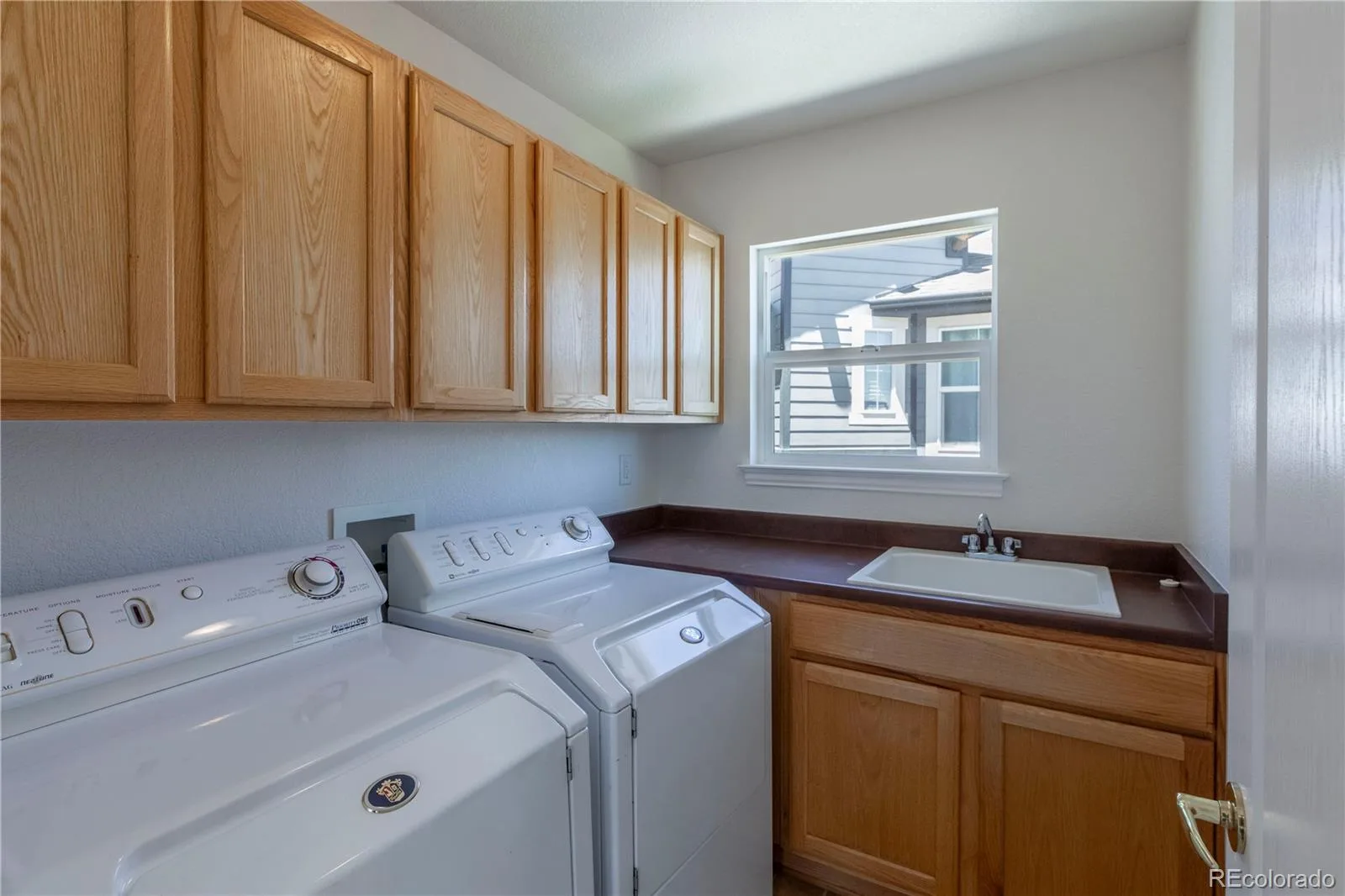 10832 Trotwood Way Highlands Ranch CO 80126 | MLS #REC5657414 08242026230403 1600 29