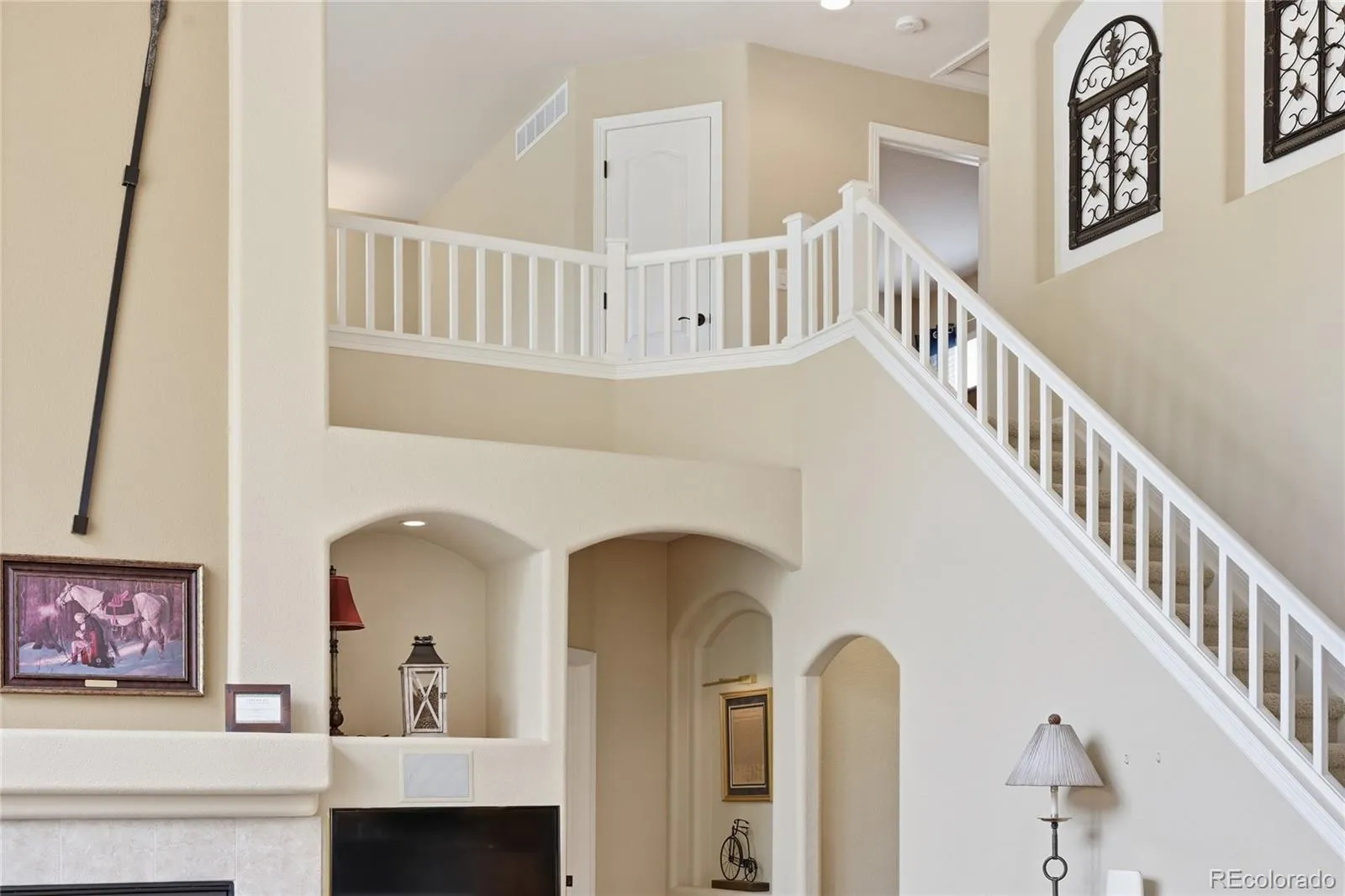 8502 S Miller Court Littleton CO 80127 MLS #REC5659263 05052026045857 1600 22
