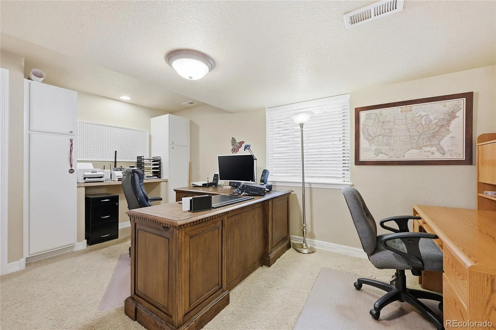 8502 S Miller Court Littleton CO 80127 MLS #REC5659263 05052026045857 1600 39
