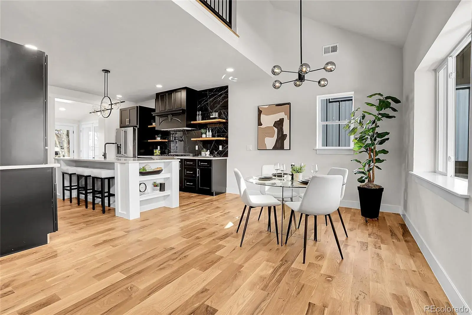 11042025173510 1600 3