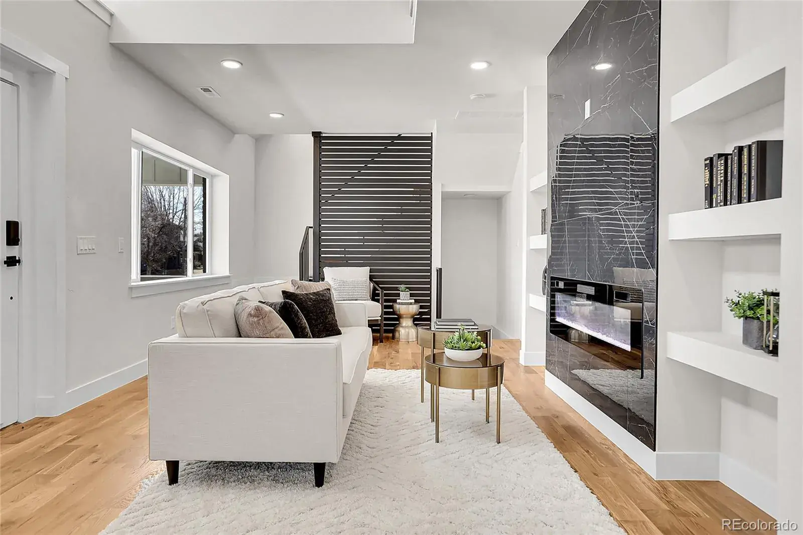 11042025173510 1600 4