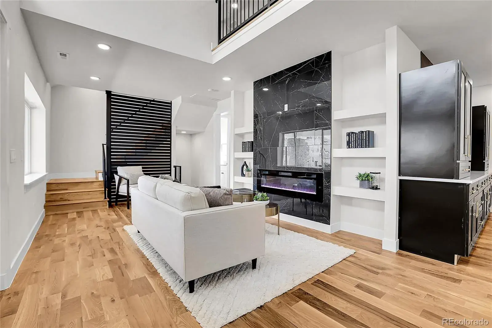 11042025173510 1600 8