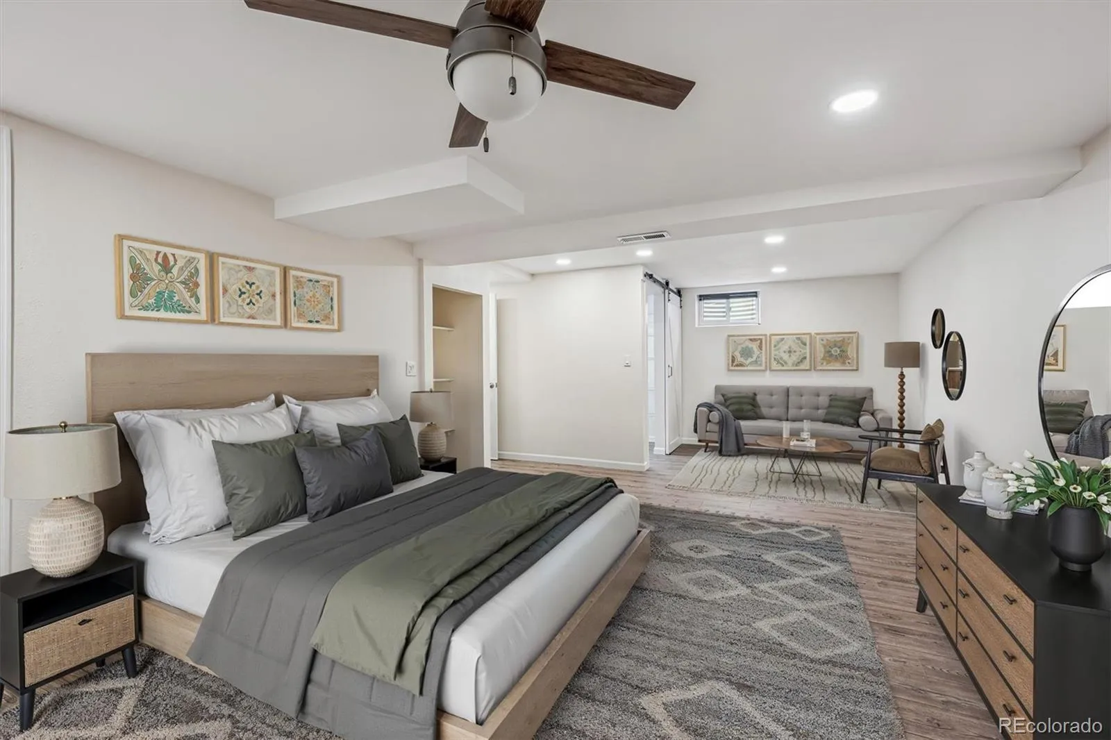 04092026214344 1600 30