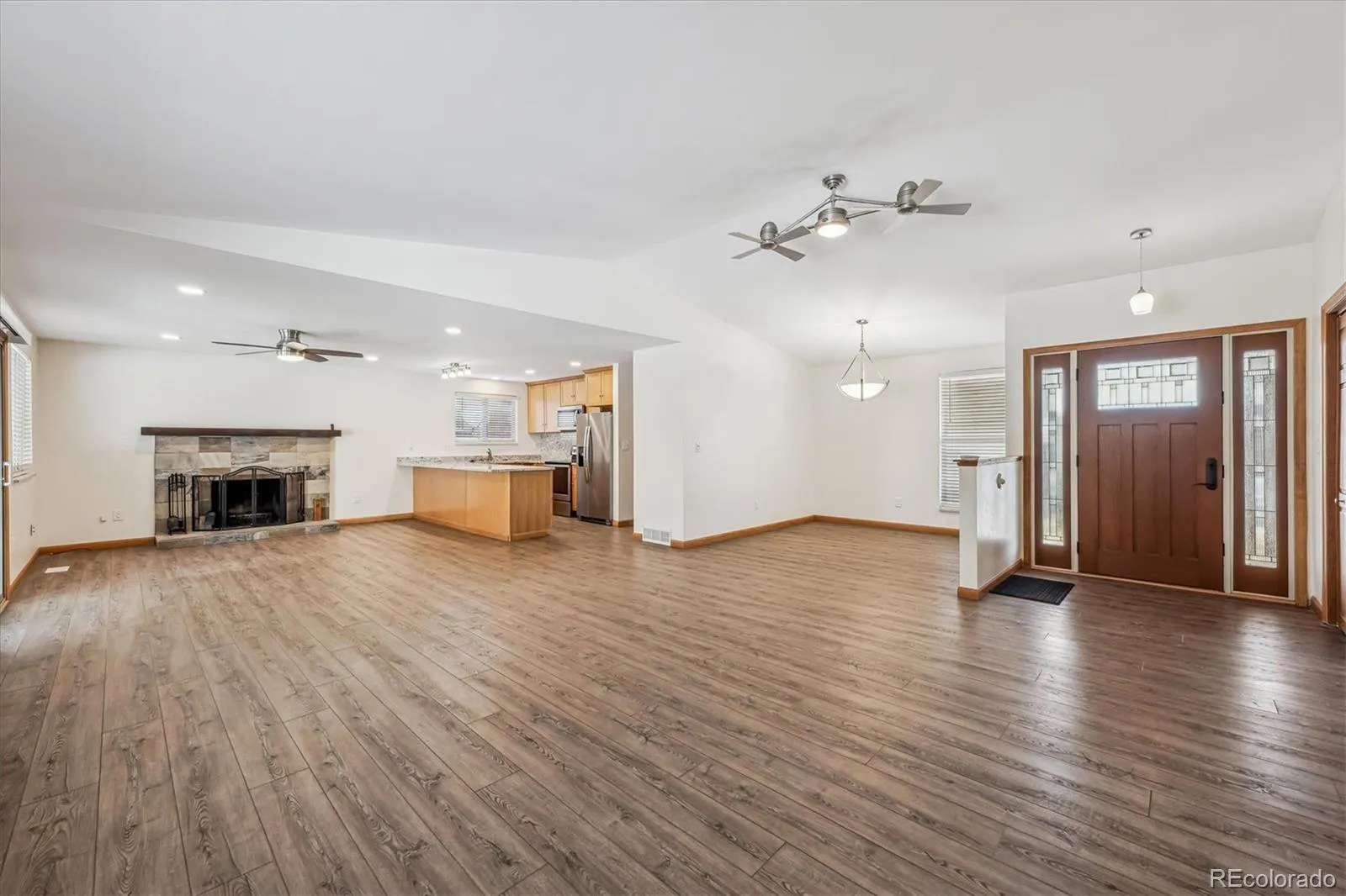 04092026214344 1600 4