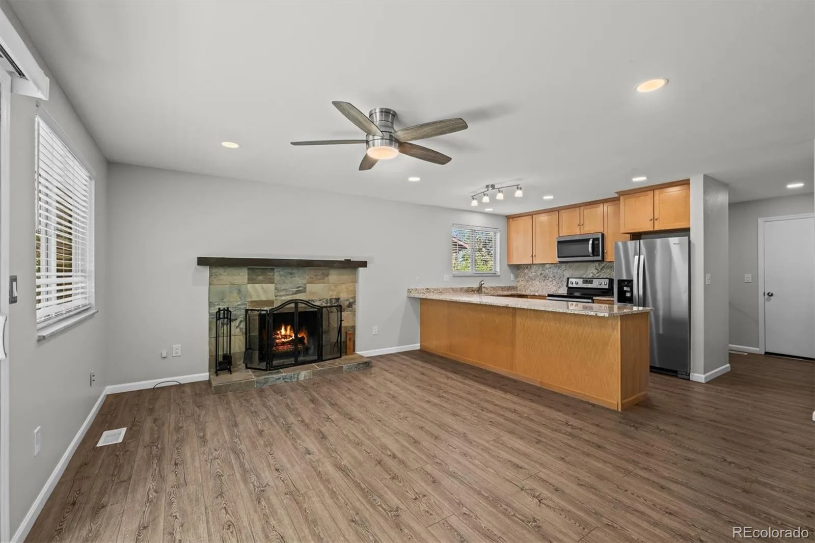 1843 S Pierson Court Lakewood CO 80232 MLS #REC5659689 06082026234513 1600 12