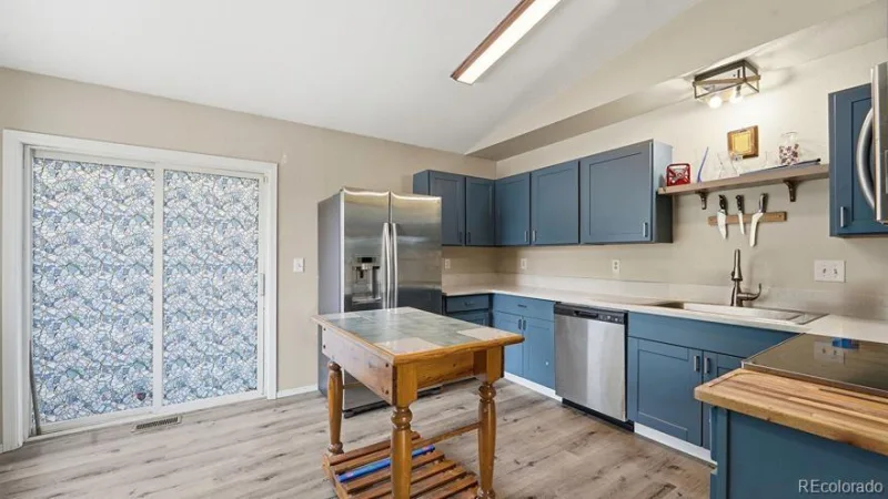 513 Sundance Circle Dacono CO 80514 | MLS #REC5663042 08052026192442 800 6