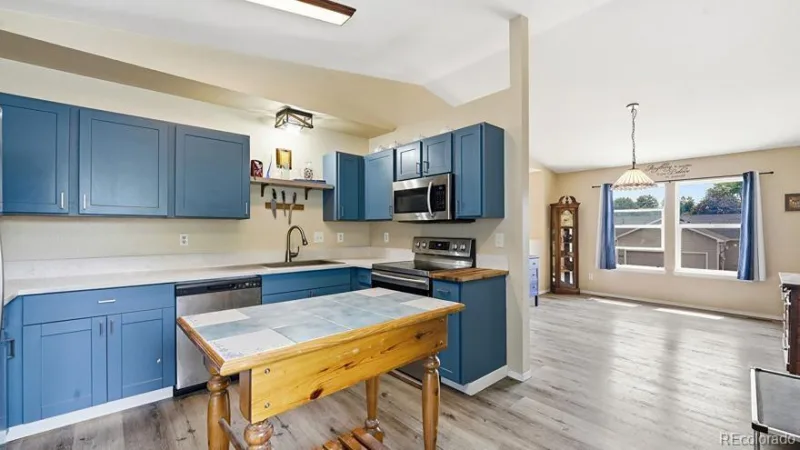 513 Sundance Circle Dacono CO 80514 | MLS #REC5663042 08052026192442 800 7