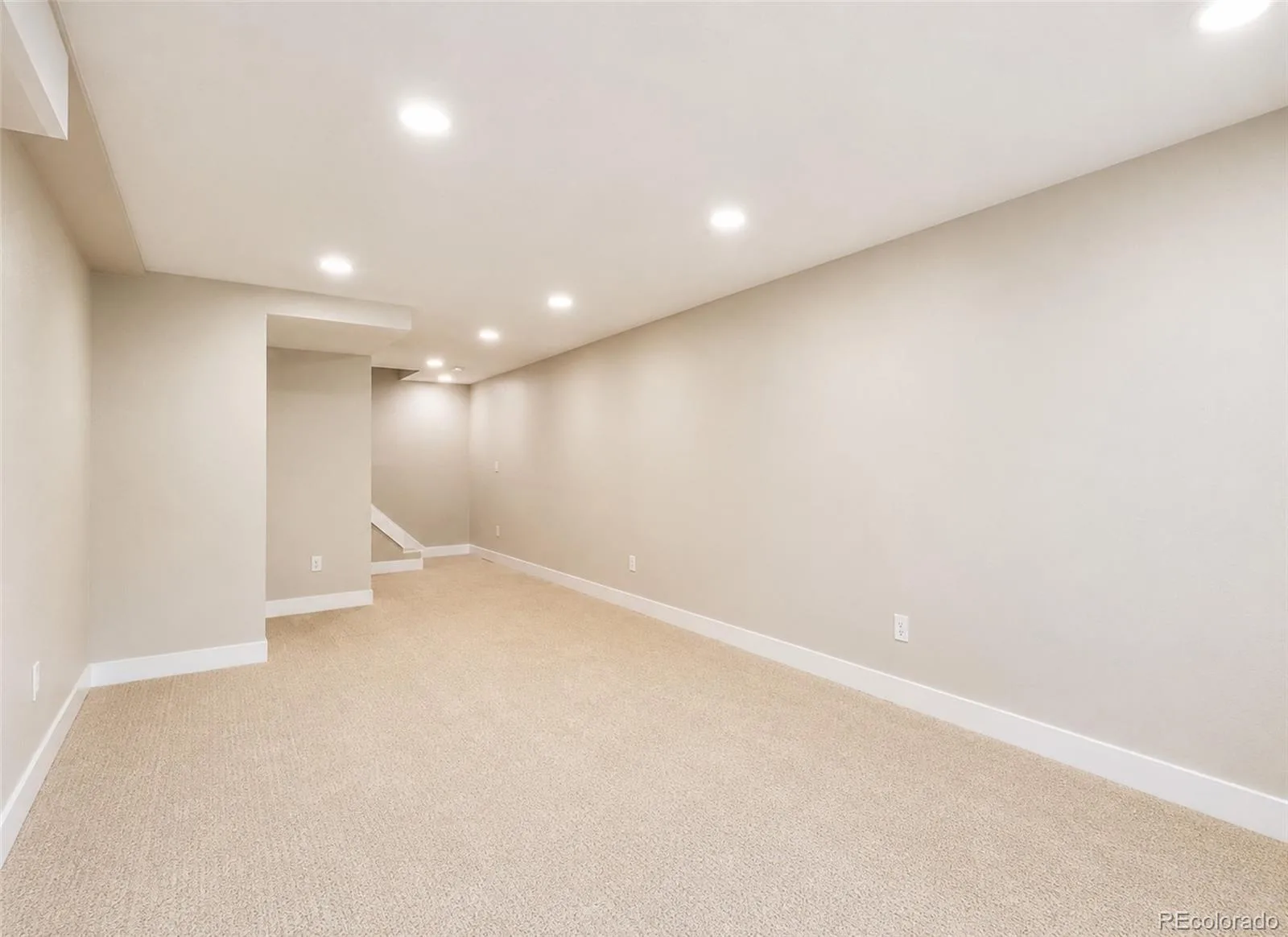 6586 S Cherry Way Centennial CO 80121 MLS #REC5663247 06252026000616 1600 34