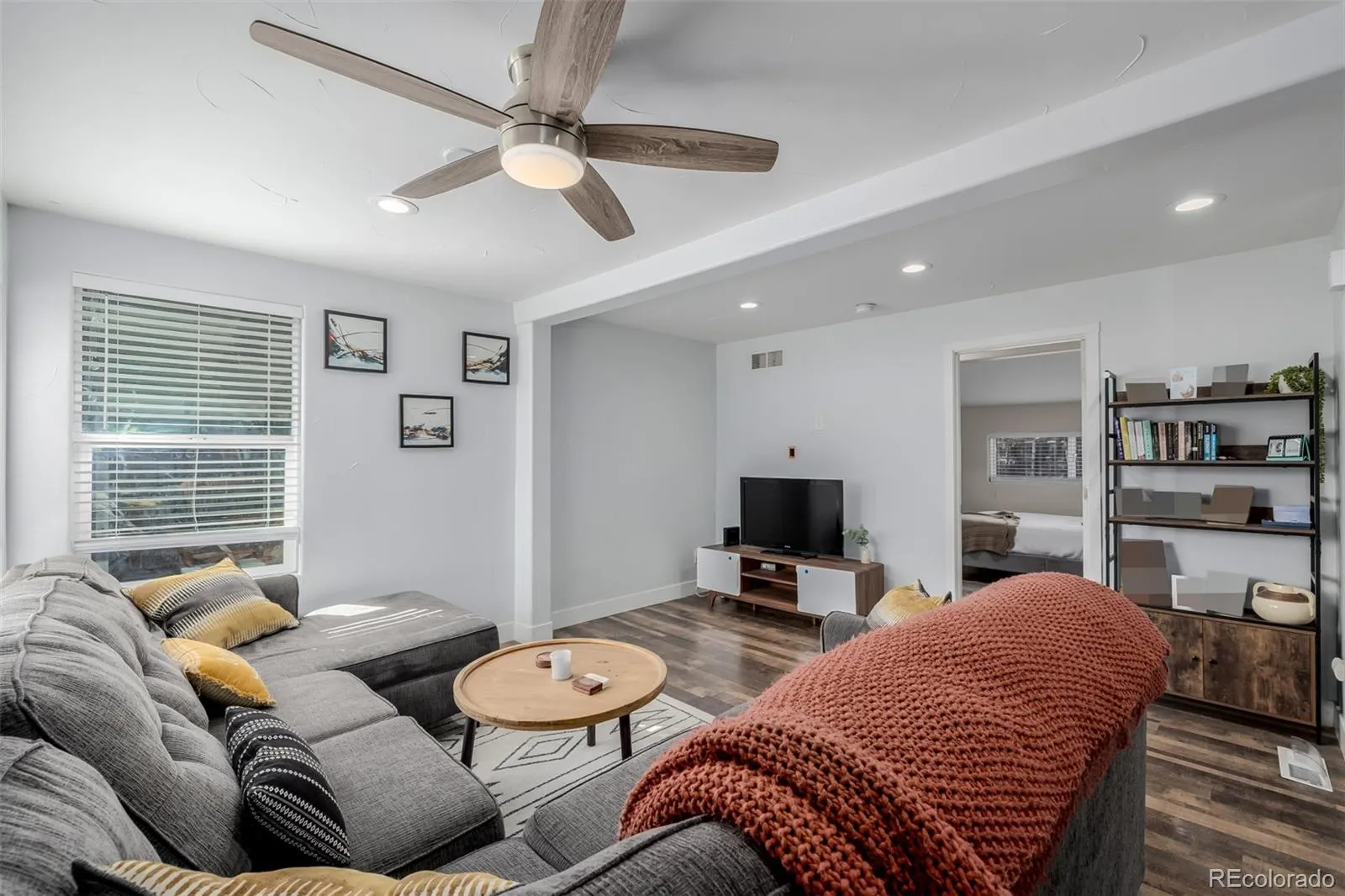 04082026152349 1600 5