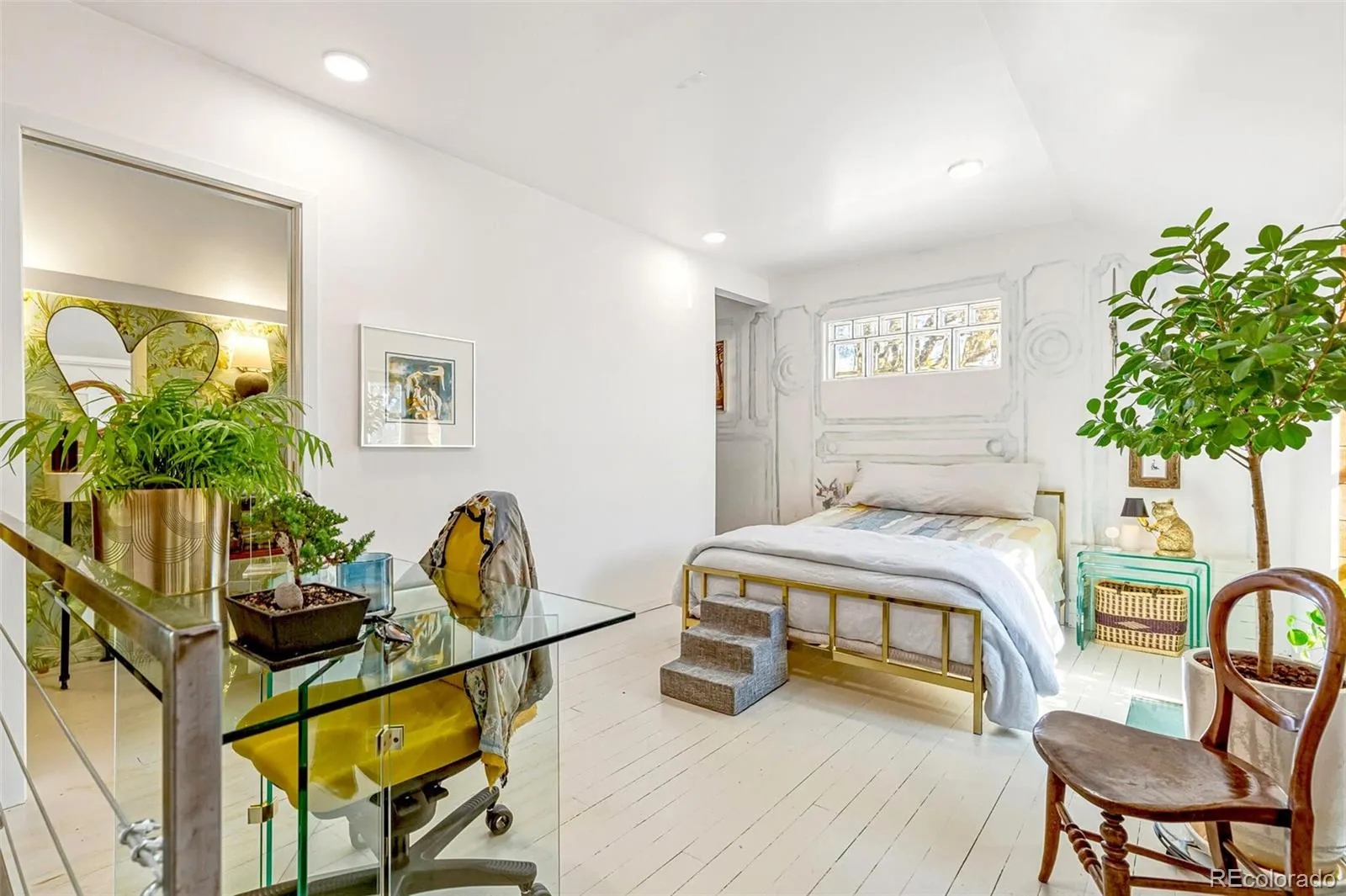 04082026010951 1600 14