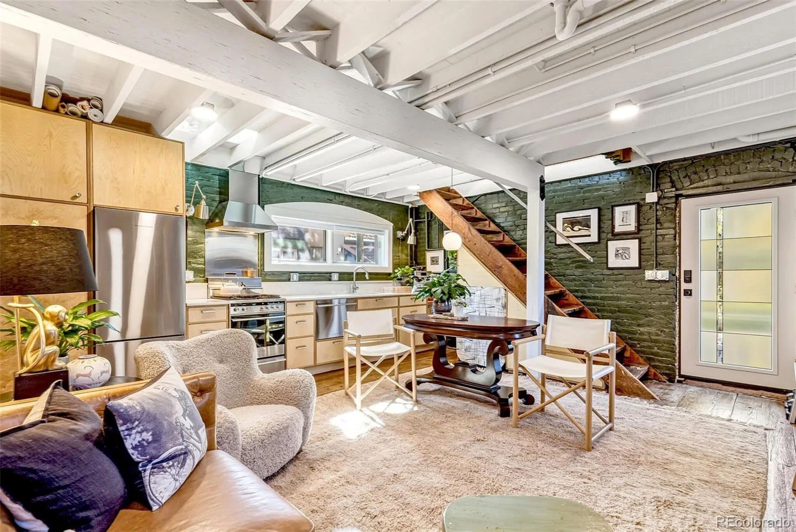 04082026010951 1600 3