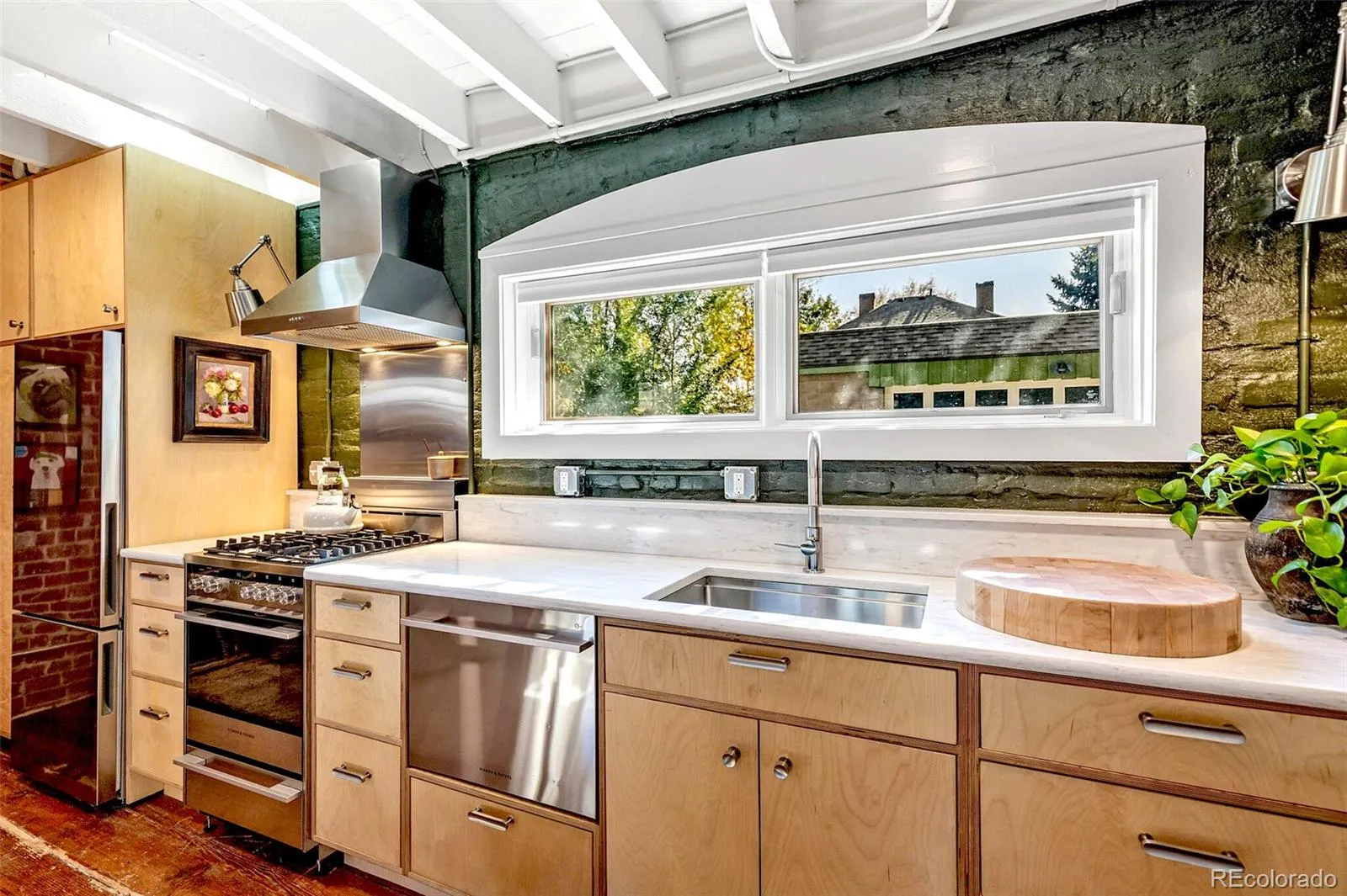 04082026010951 1600 8