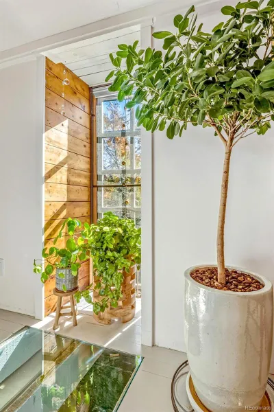 04082026010951 800 18