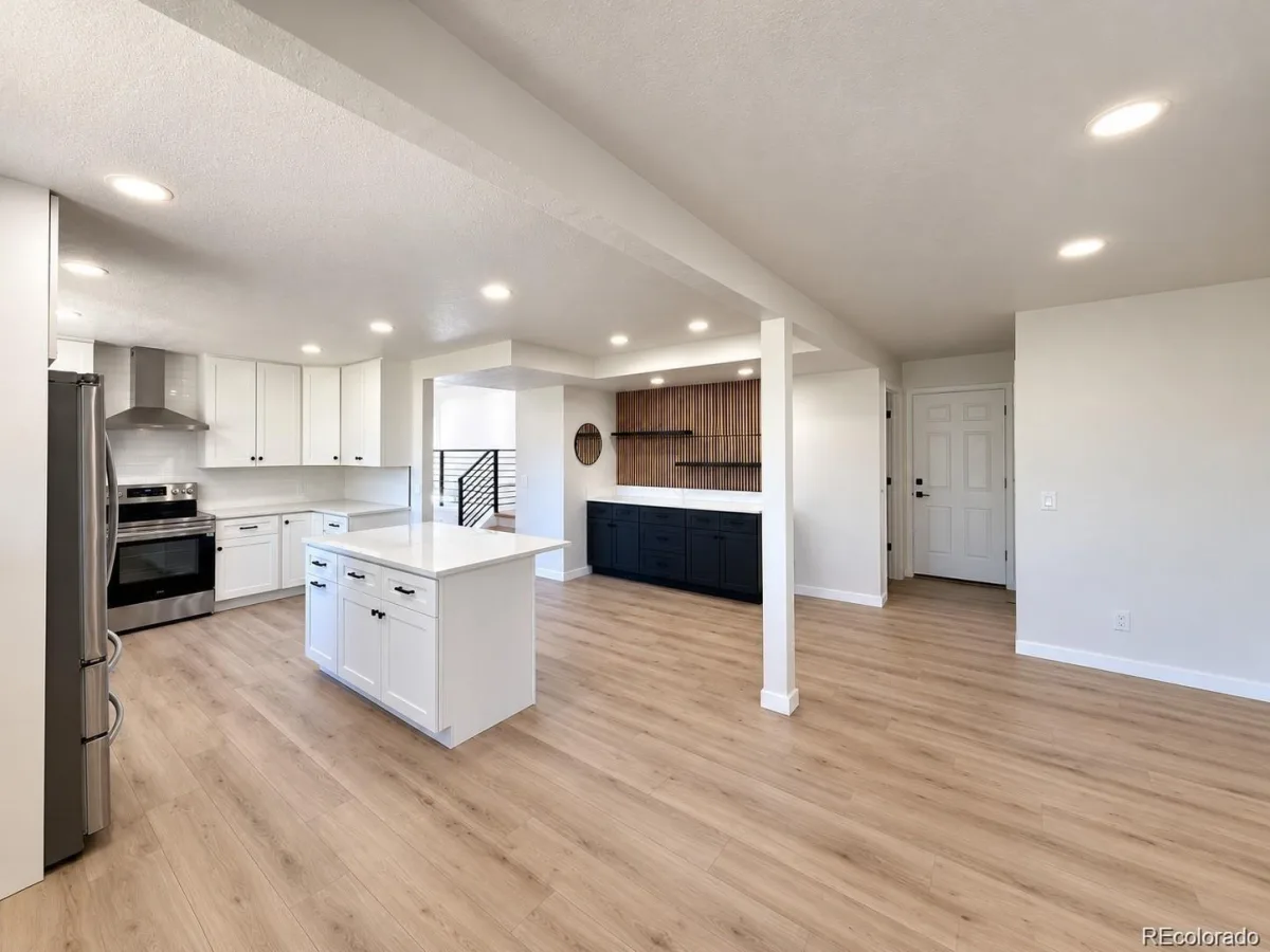 16181 E Mercer Circle Aurora CO 80013 | MLS #REC5671535 10172026155846 1200 14
