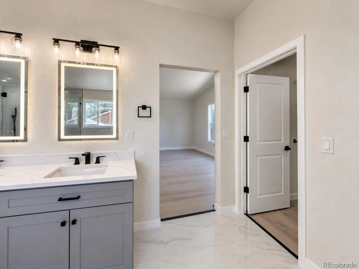 16181 E Mercer Circle Aurora CO 80013 | MLS #REC5671535 10172026155846 1200 28