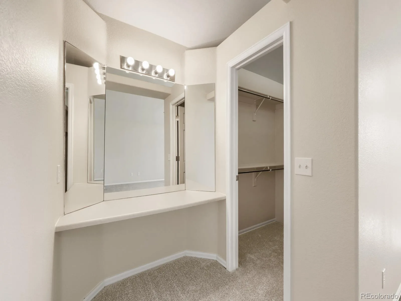 22649 E Ida Circle Aurora CO 80015 | MLS #REC5672063 08262026204104 1600 17