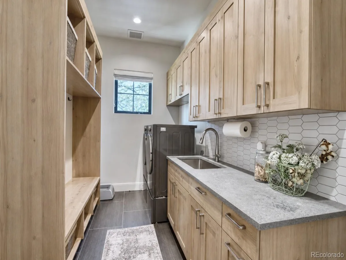 8102 Dreamers Ridge Road Longmont CO 80504 | MLS #REC5674681 08242026153352 1200 27