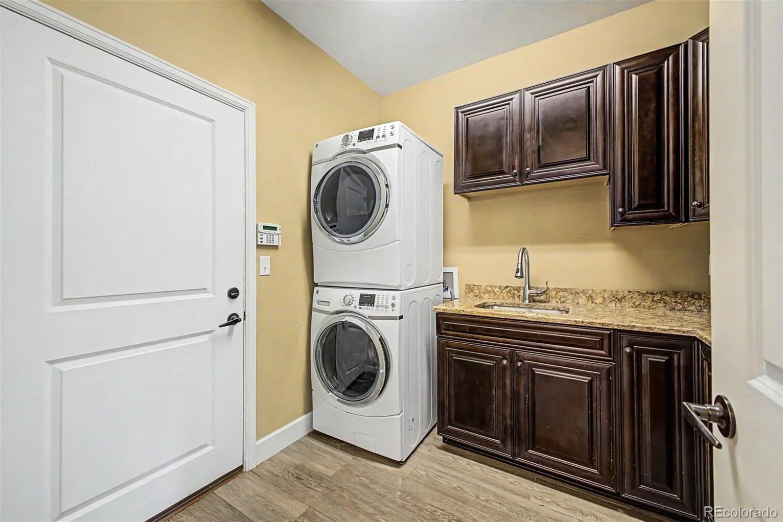 23643 E Chenango Place Aurora CO 80016 MLS #REC5675124 05222026221238 1600 33