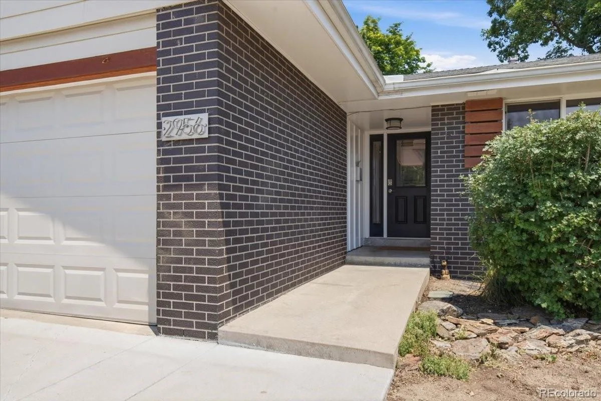 2956 S Fenton Street Denver CO 80227 MLS #REC5676602 07022026173445 1200 2
