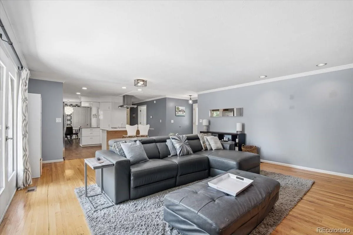 2956 S Fenton Street Denver CO 80227 MLS #REC5676602 07022026173445 1200 5