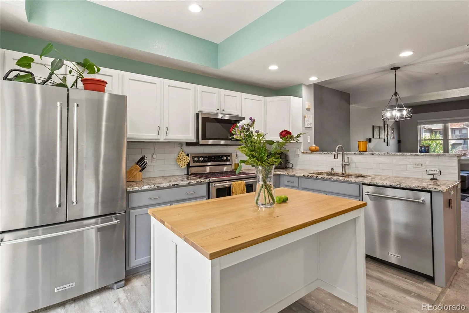 18727 E Yale Circle #D Aurora CO 80013 | MLS #REC5679565 07112026143235 1600 4