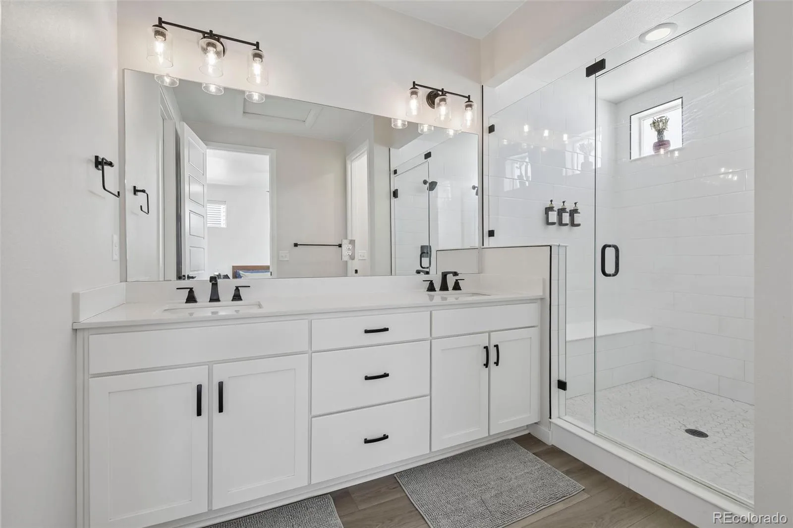 5195 Queen Court Arvada CO 80002 MLS #REC5679645 07032026152338 1600 19