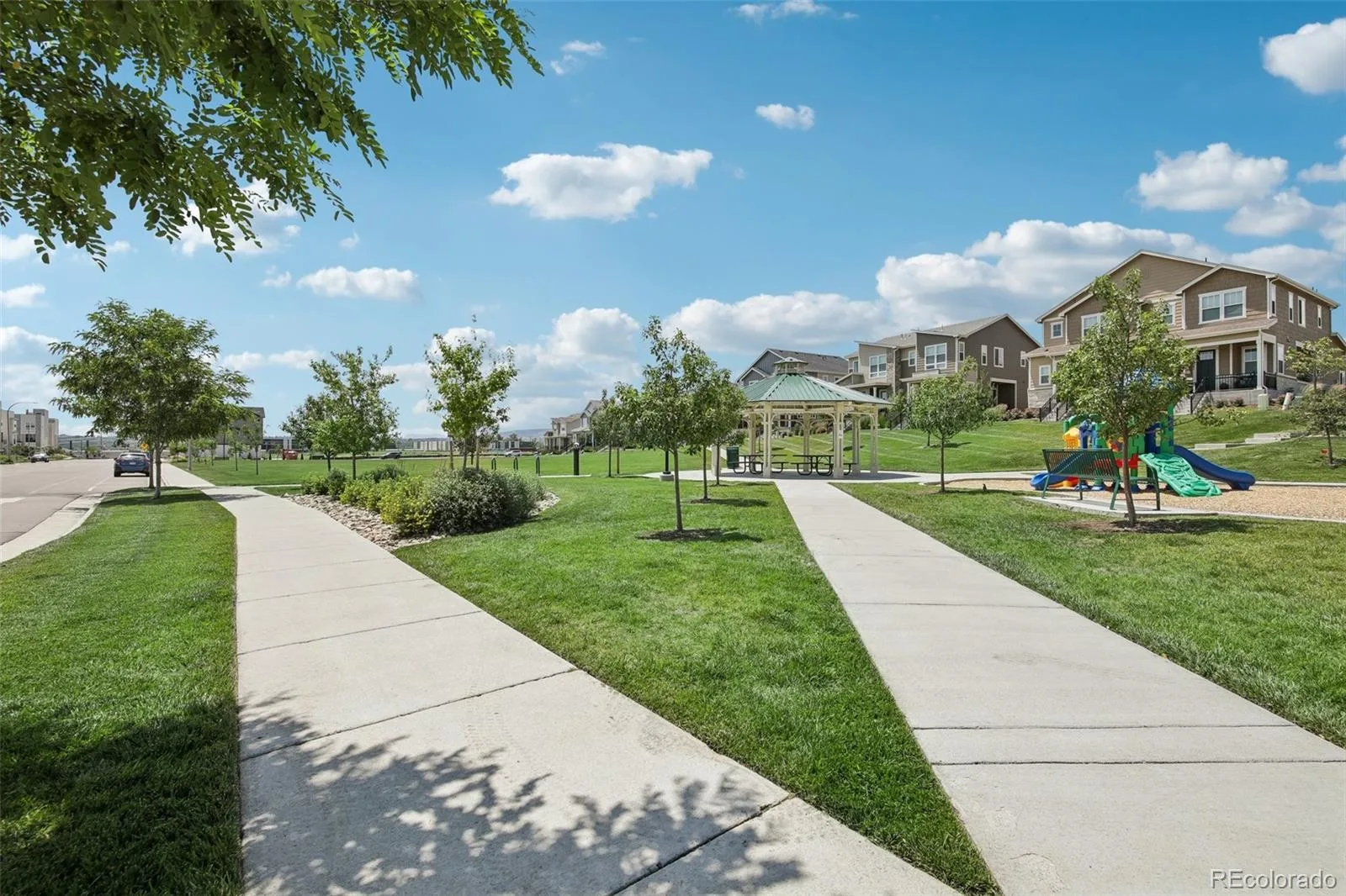 5195 Queen Court Arvada CO 80002 MLS #REC5679645 07032026152338 1600 36
