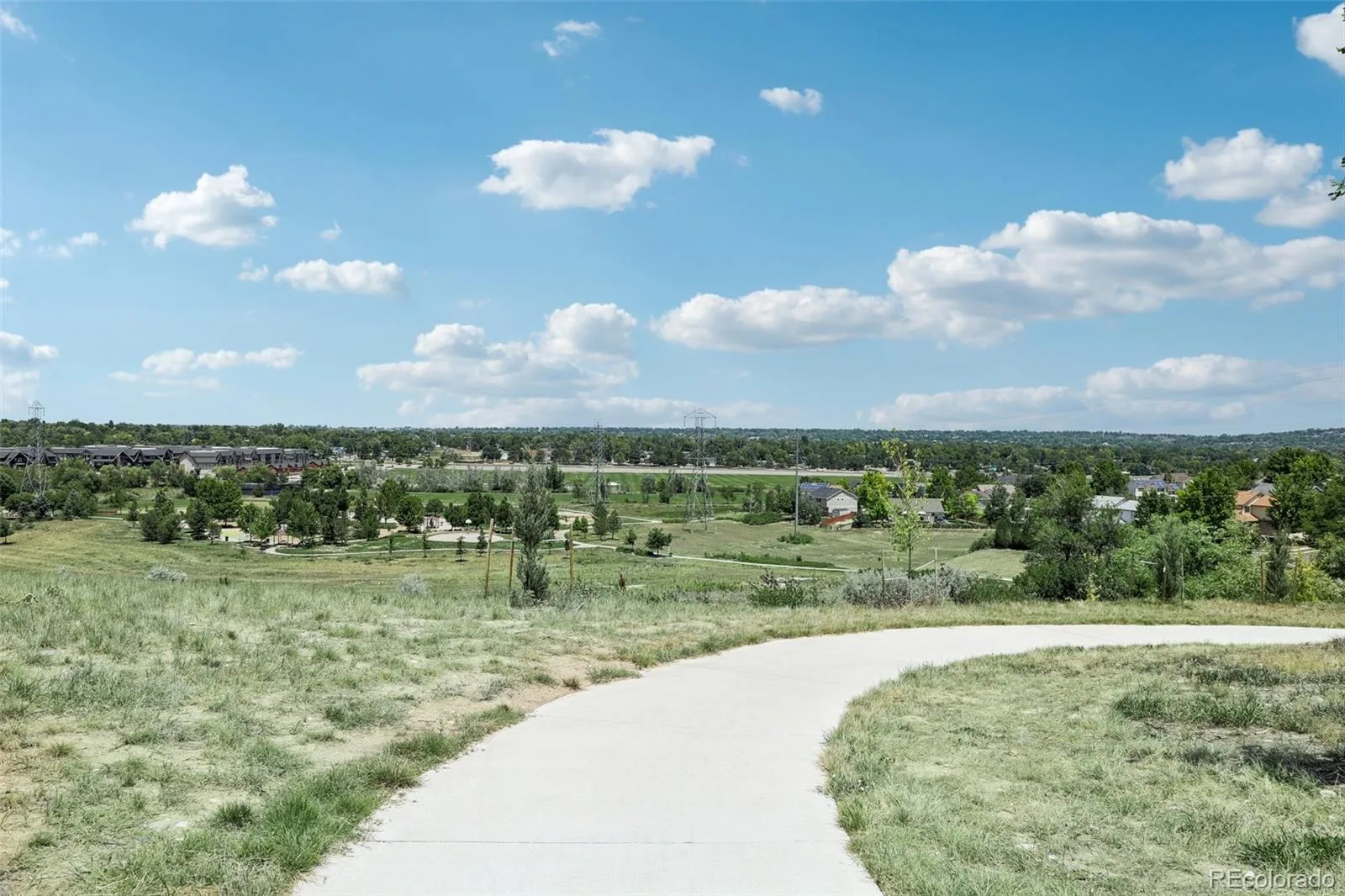5195 Queen Court Arvada CO 80002 MLS #REC5679645 07032026152338 1600 40