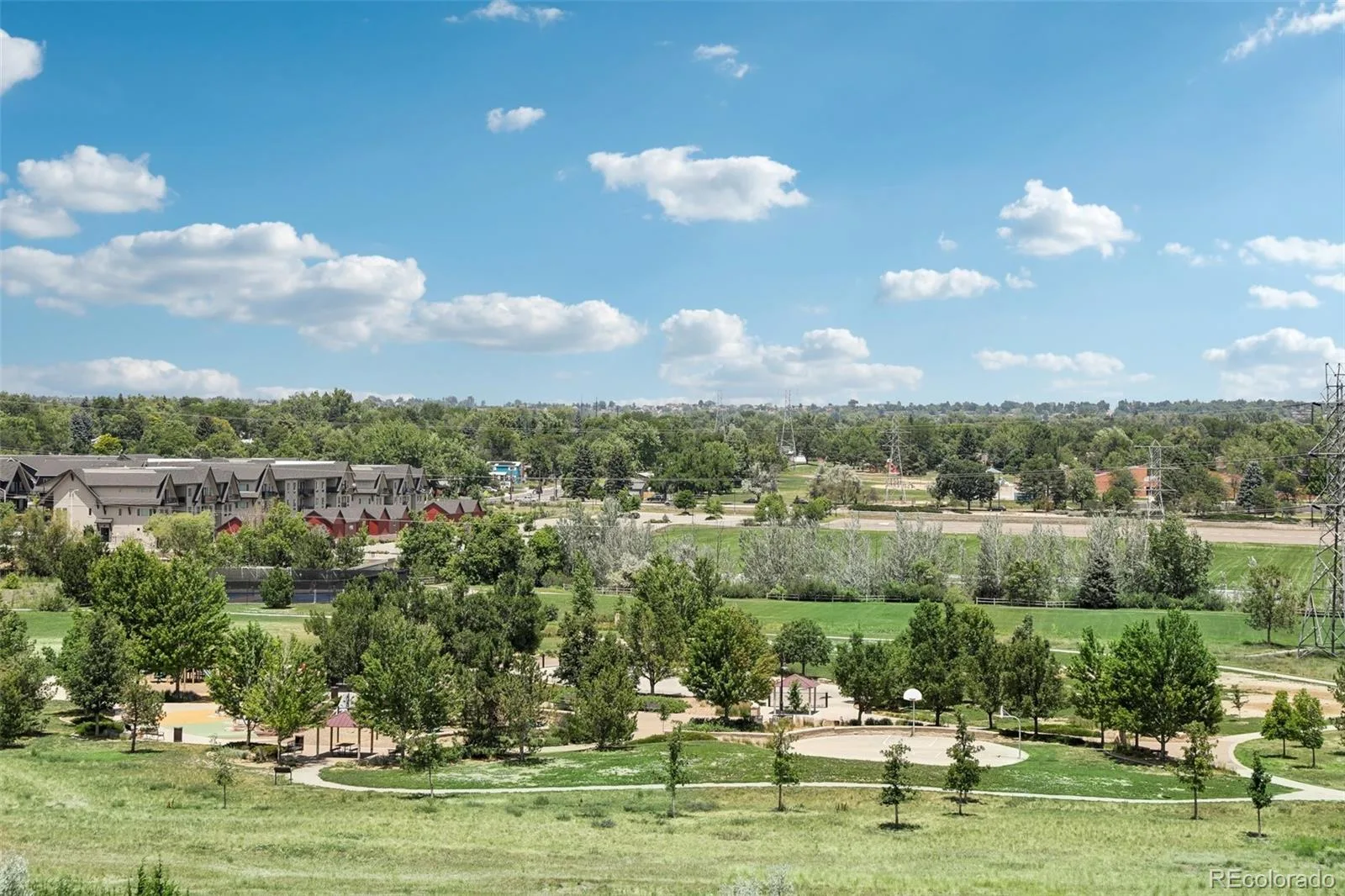 5195 Queen Court Arvada CO 80002 MLS #REC5679645 07032026152338 1600 41