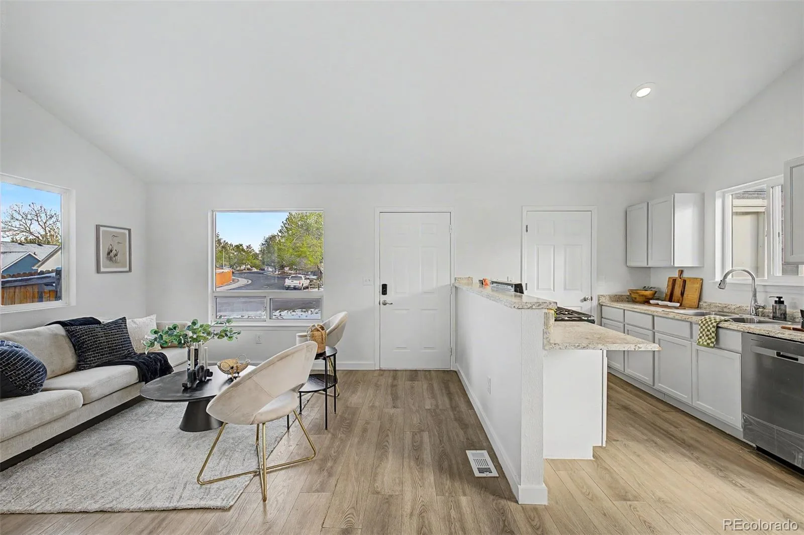17391 E Layton Drive Aurora CO 80015 | MLS #REC5680002 07212026191102 1600 3
