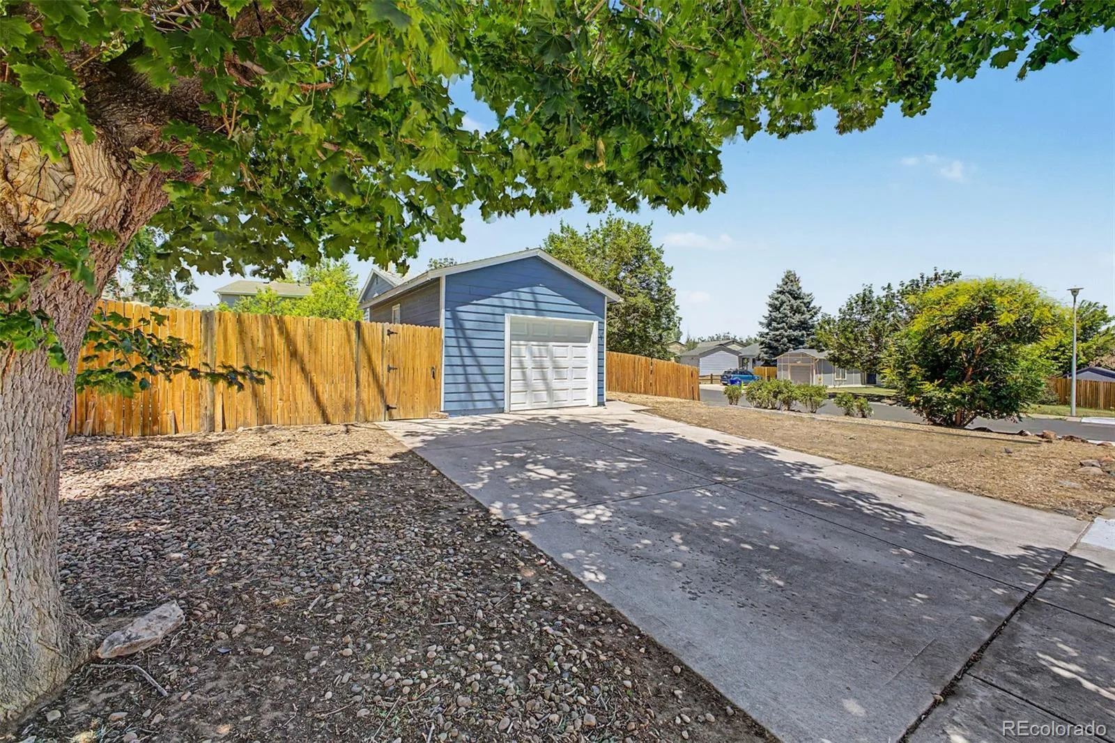 17391 E Layton Drive Aurora CO 80015 | MLS #REC5680002 07212026191102 1600 36