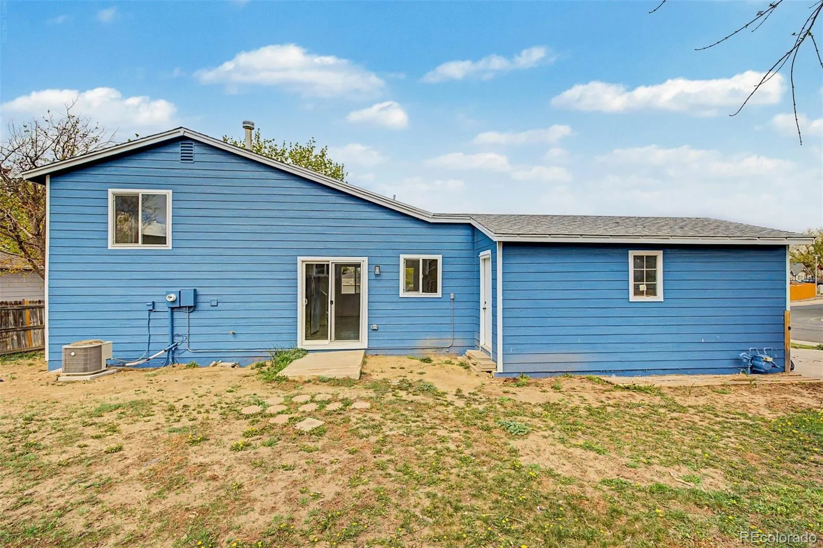 17391 E Layton Drive Aurora CO 80015 | MLS #REC5680002 07212026191102 1600 41