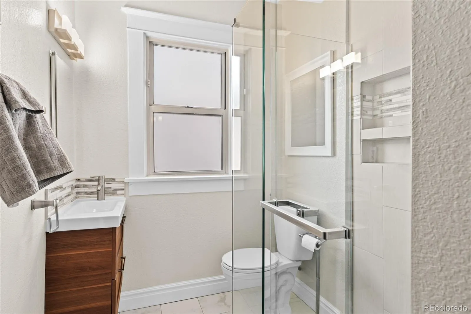 04142026152244 1600 23