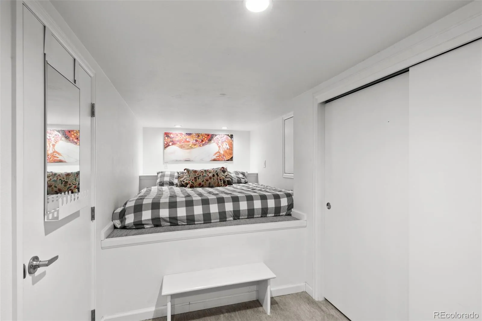 04142026152244 1600 32