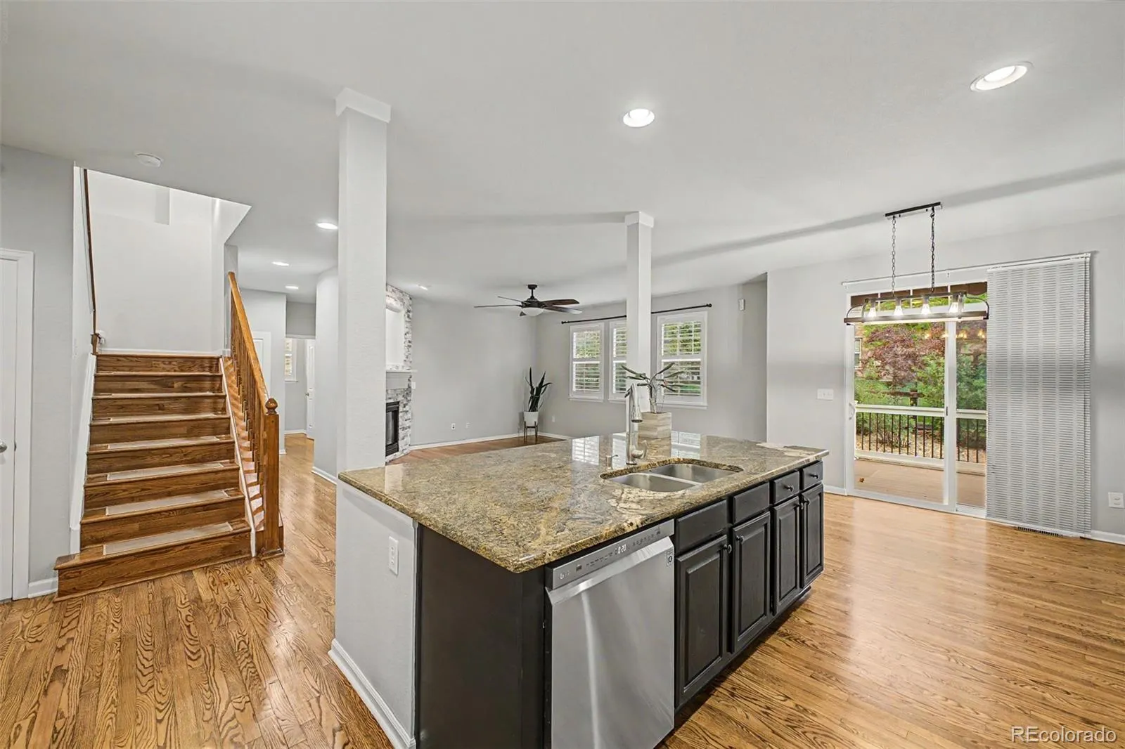 6934 S Fultondale Circle Aurora CO 80016 MLS #REC5682566 05192026165830 1600 10