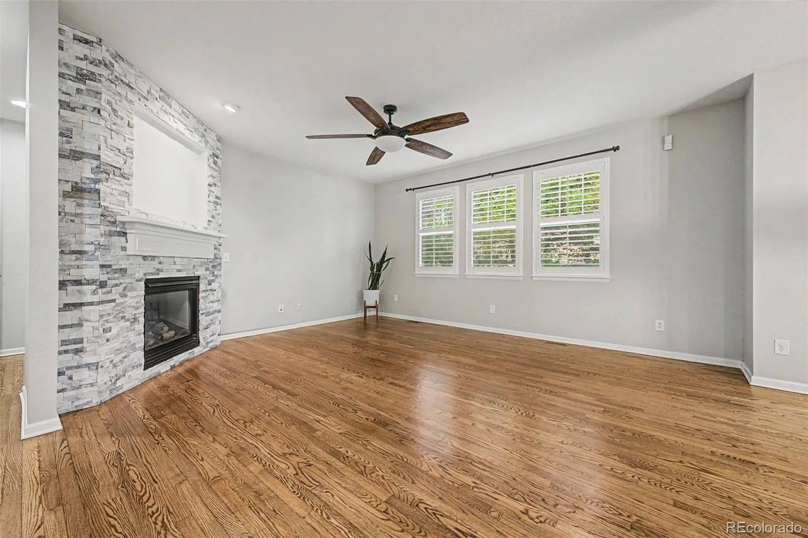 6934 S Fultondale Circle Aurora CO 80016 MLS #REC5682566 05192026165830 1600 14