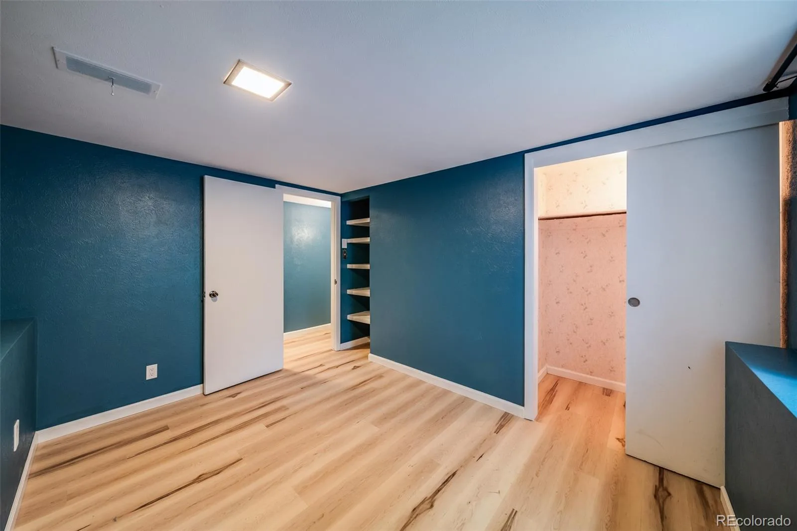 5629 S Greenwood Street Littleton CO 80120 | MLS #REC5682835 08142026221609 1600 21