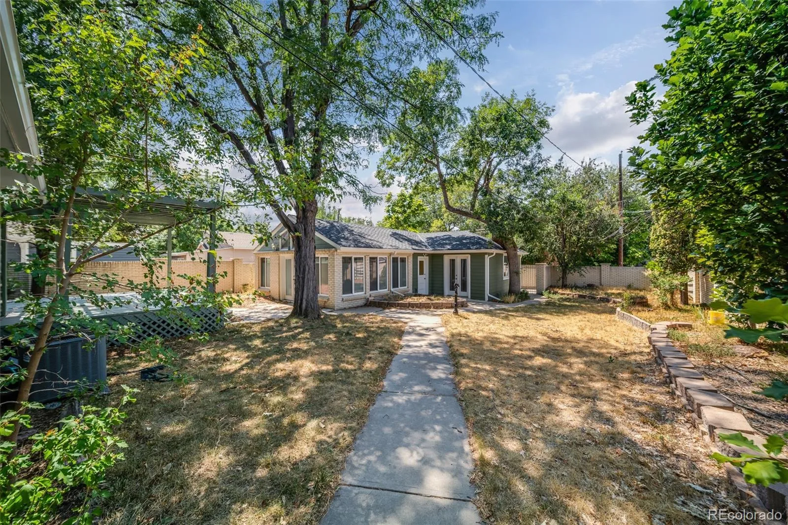 5629 S Greenwood Street Littleton CO 80120 | MLS #REC5682835 08142026221609 1600 28