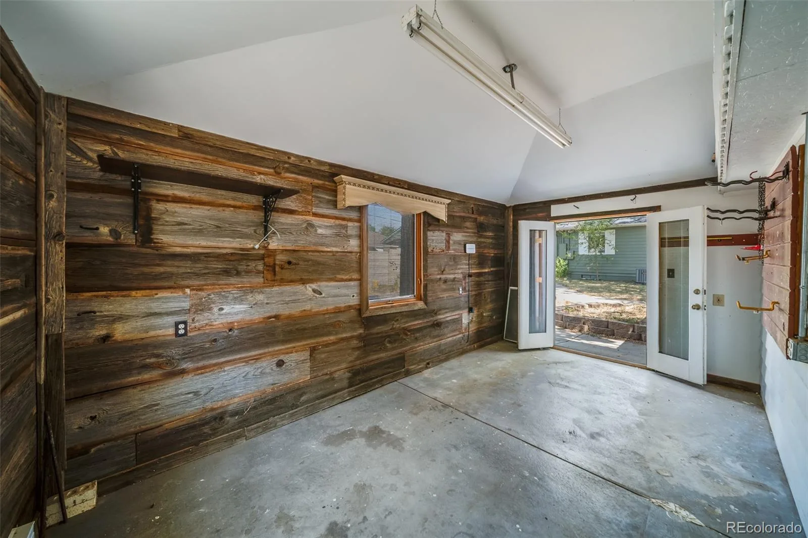 5629 S Greenwood Street Littleton CO 80120 | MLS #REC5682835 08142026221609 1600 30