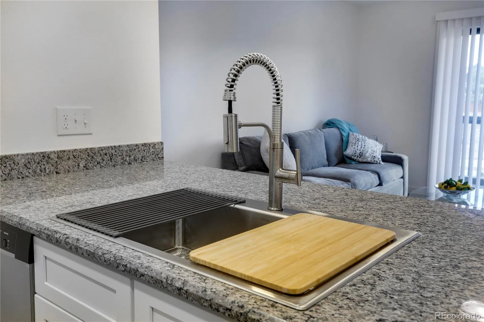 10890 W Evans Avenue #2A Lakewood CO 80227 MLS #REC5683621 05132026232800 1600 18