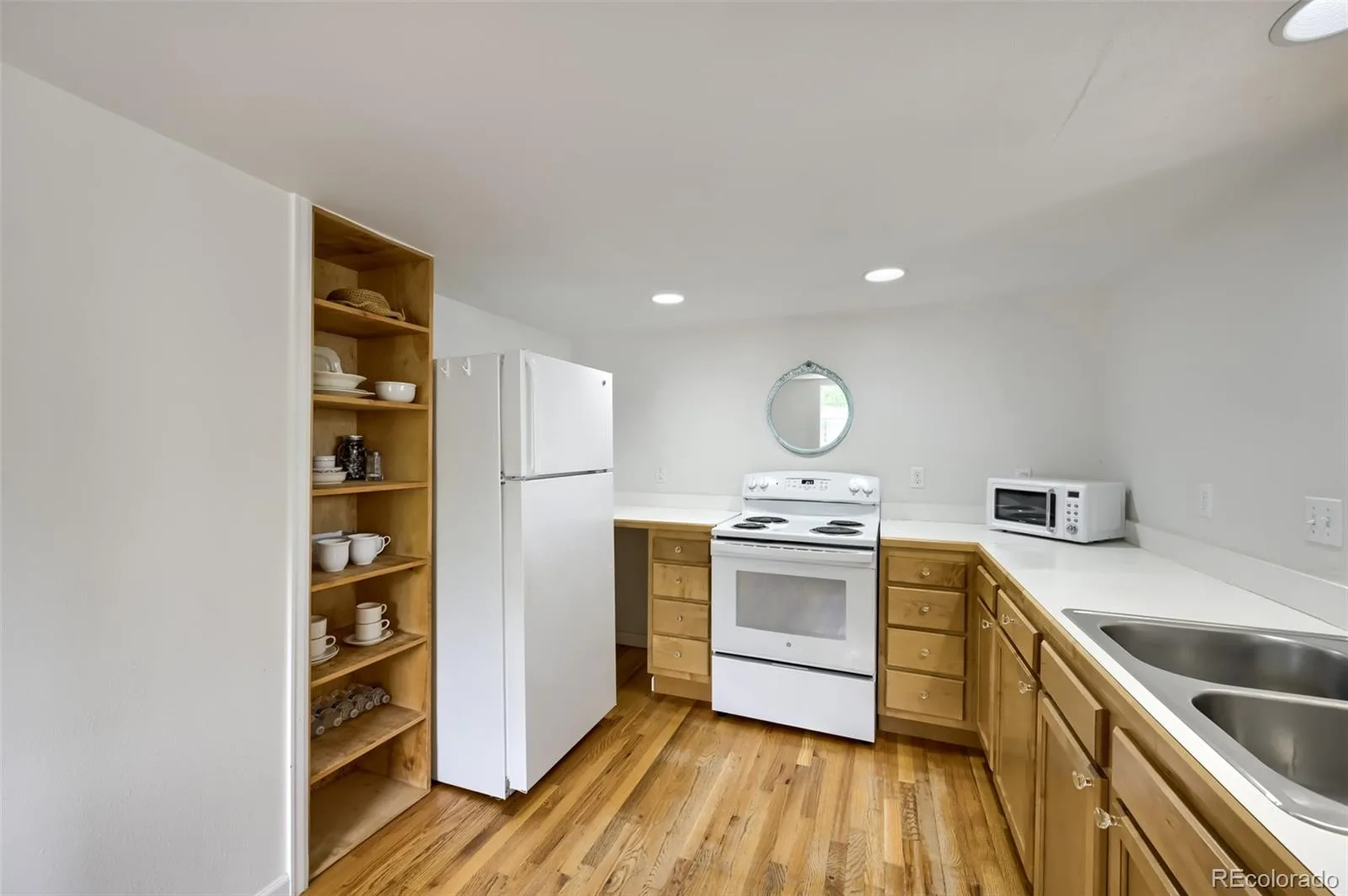 6795 Garrison Street Arvada CO 80004 MLS #REC5684351 06102026184456 1600 10