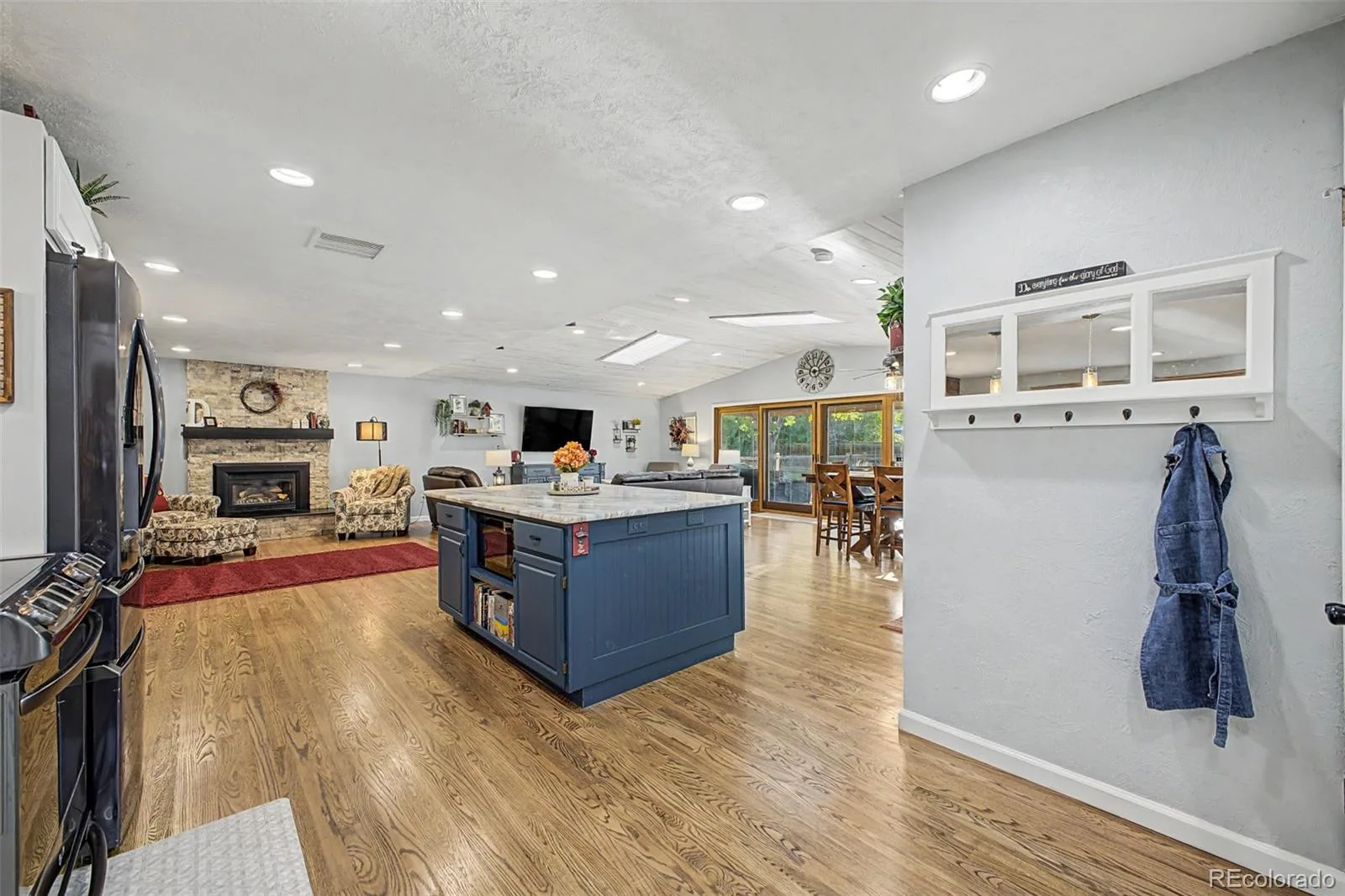 3105 S Beeler Street Denver CO 80231 | MLS #REC5684429 09232026004904 1600 12
