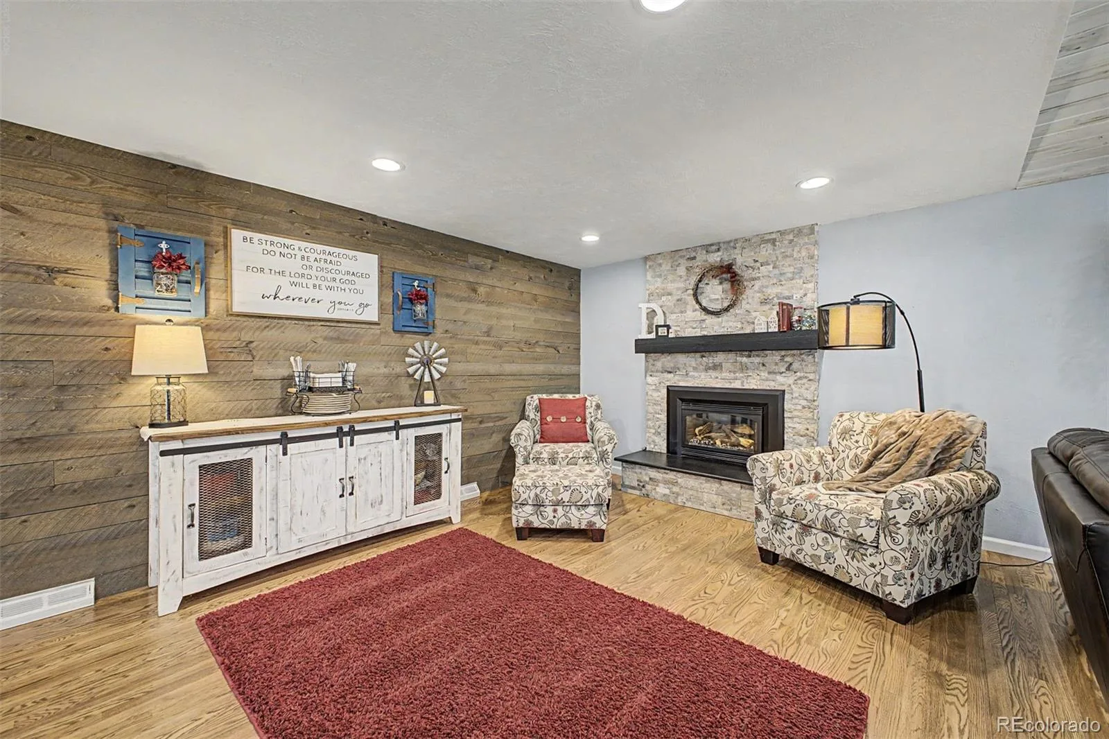 3105 S Beeler Street Denver CO 80231 | MLS #REC5684429 09232026004904 1600 17