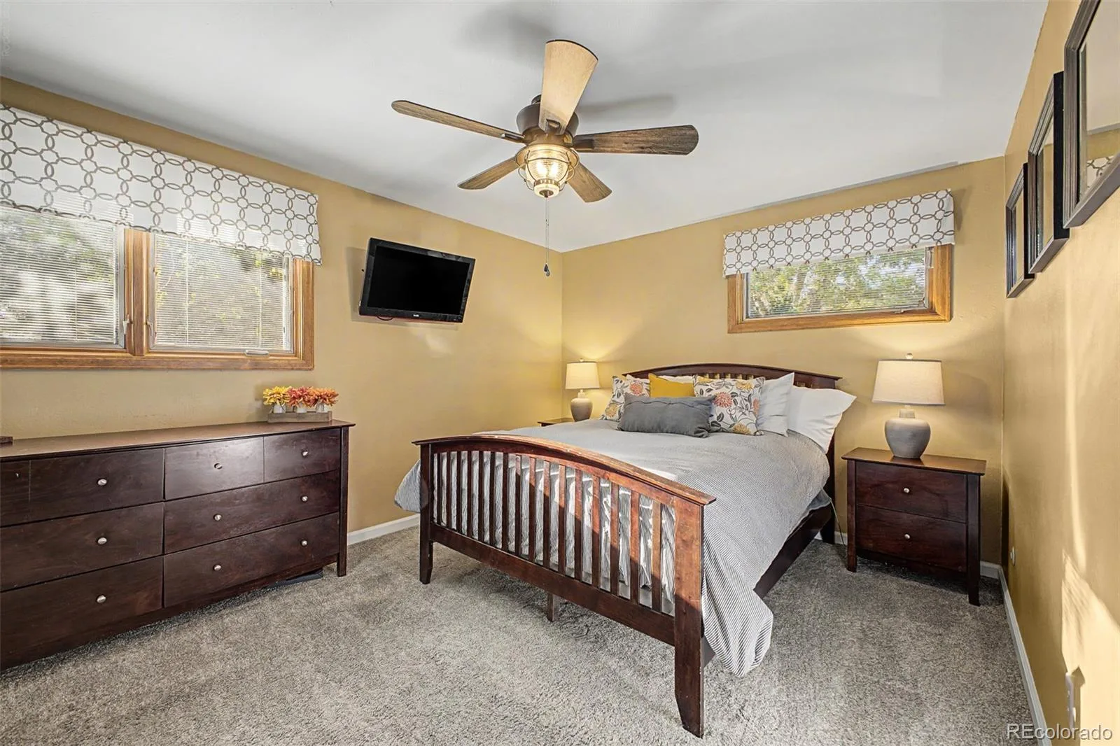 3105 S Beeler Street Denver CO 80231 | MLS #REC5684429 09232026004904 1600 19