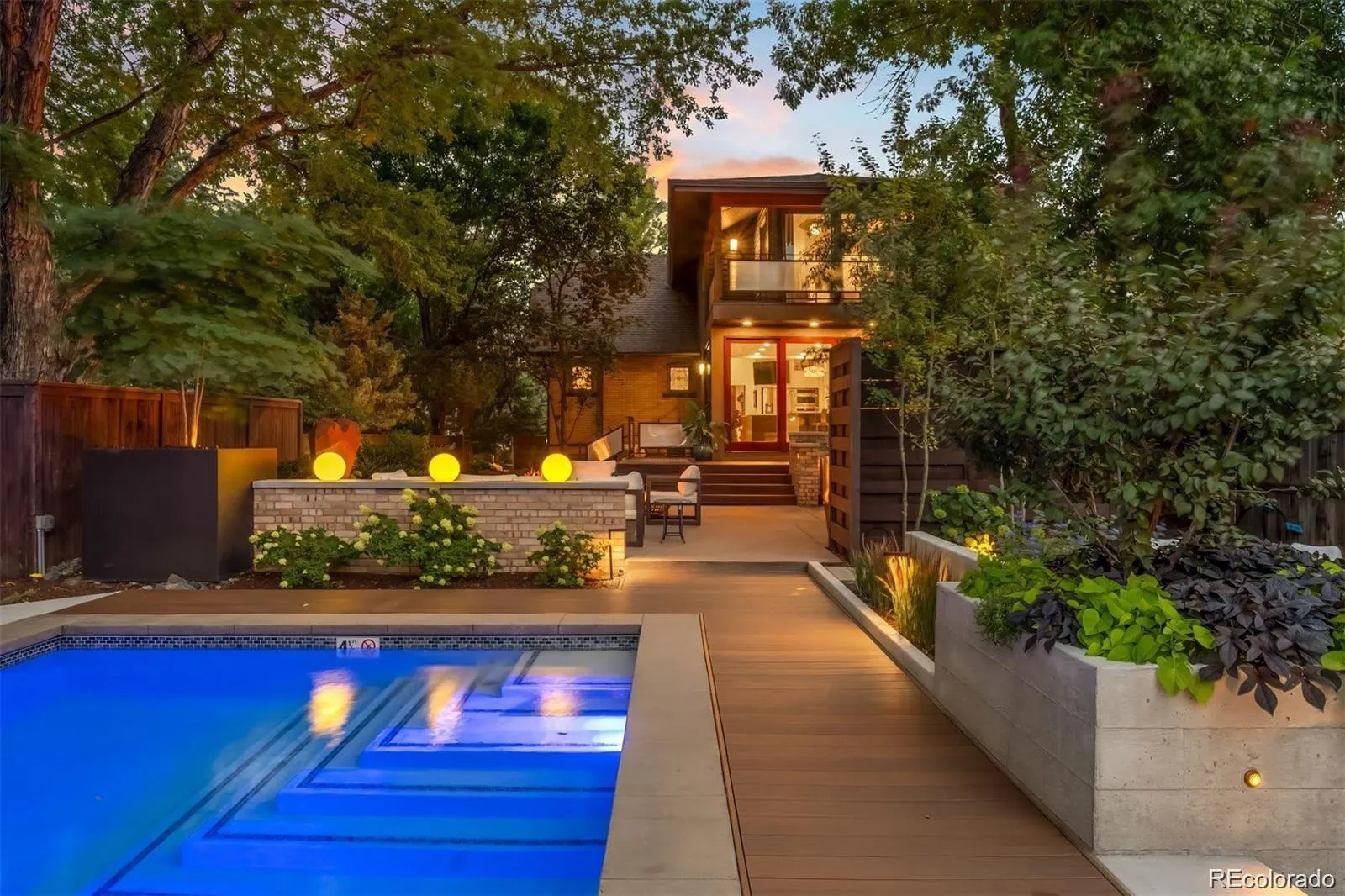 04072026012037 1600 0