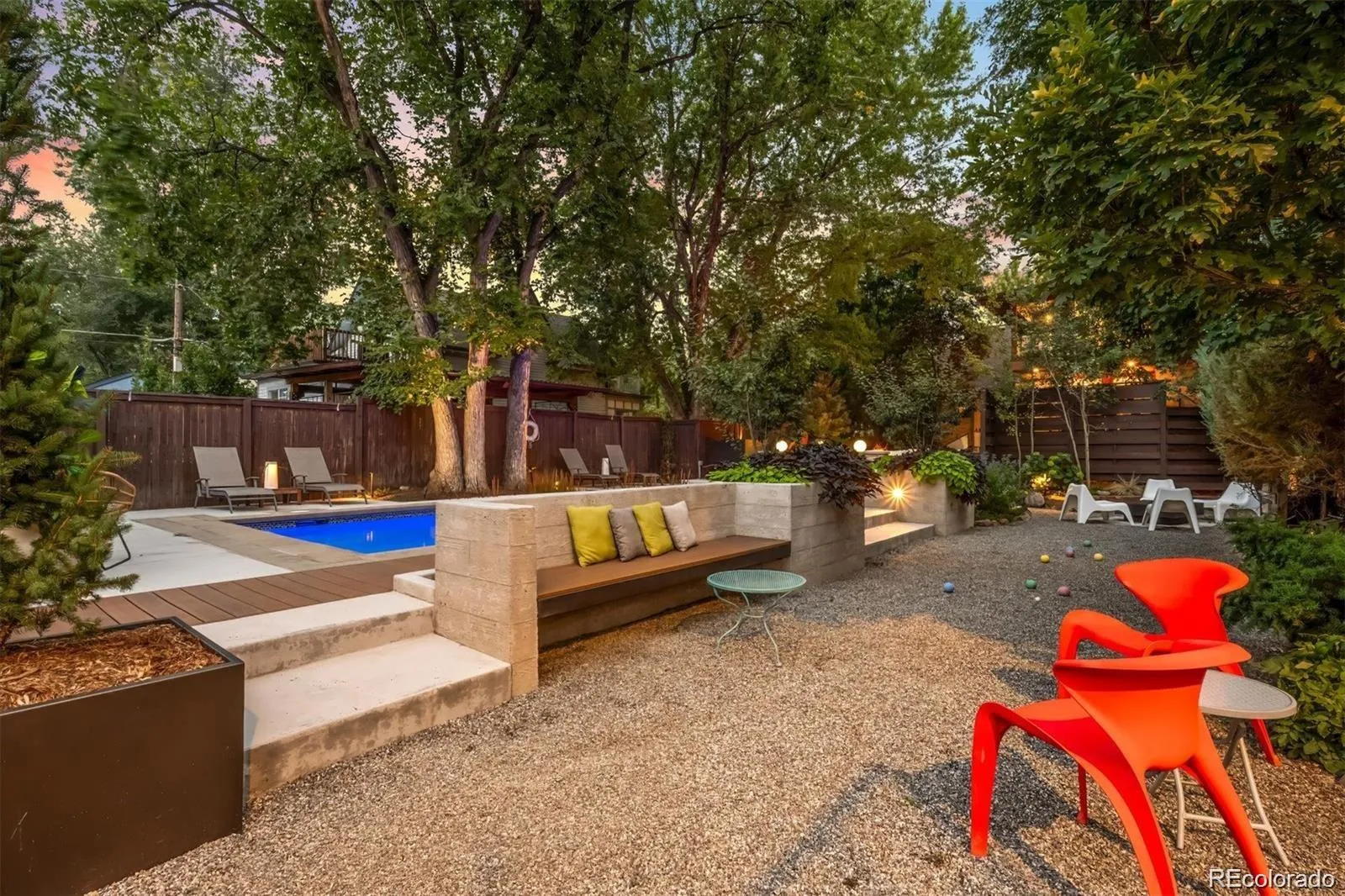 04072026012037 1600 28