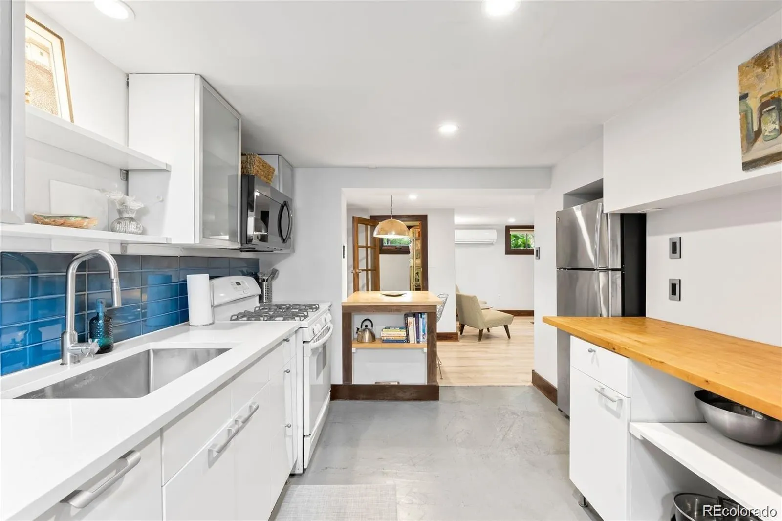 04072026012037 1600 43